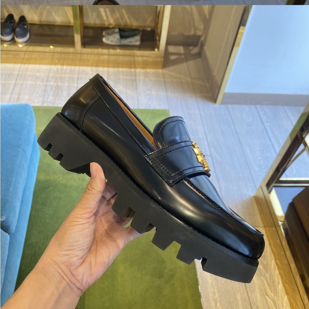 Tory Burch Black Platform Loafers with Gold Accent - Picture 7 of 7